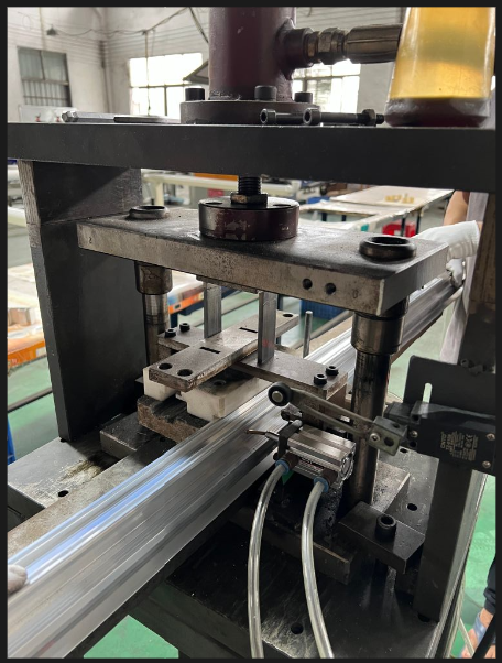 Automated Crimping Machine