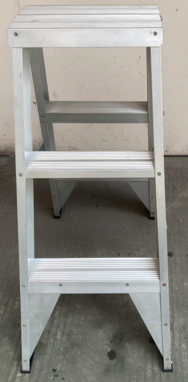 Double Sided Step Ladder 0.9M - Industrial 150KG (MS1355) view 2